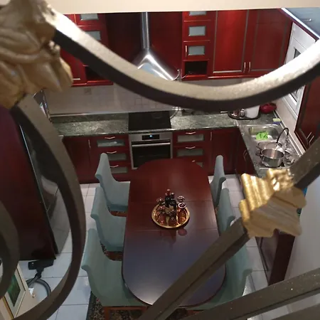 Three Goods Meteora *