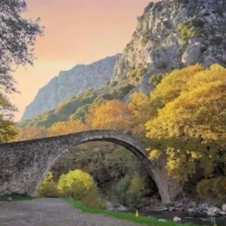 Villa Three Goods Meteora Tríkala