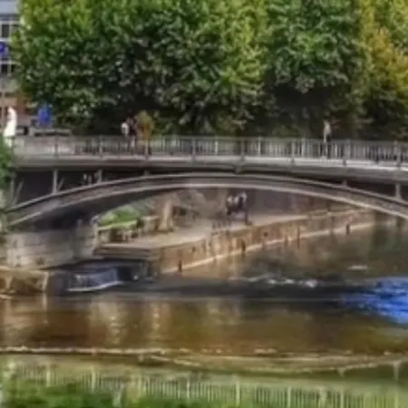 Three Goods Meteora *