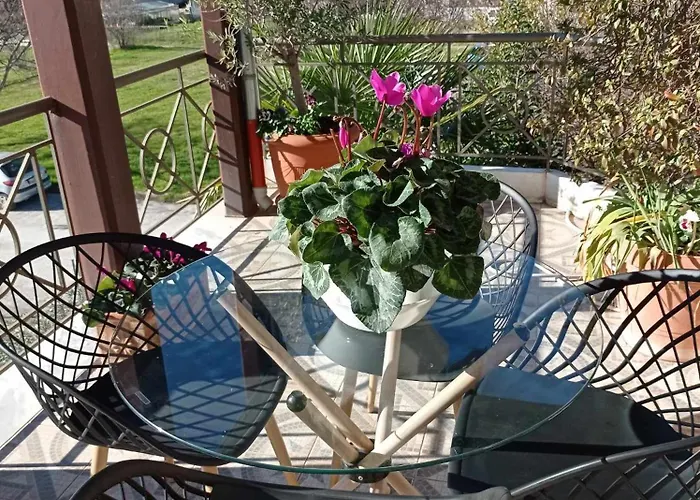 Three Goods Meteora Villa