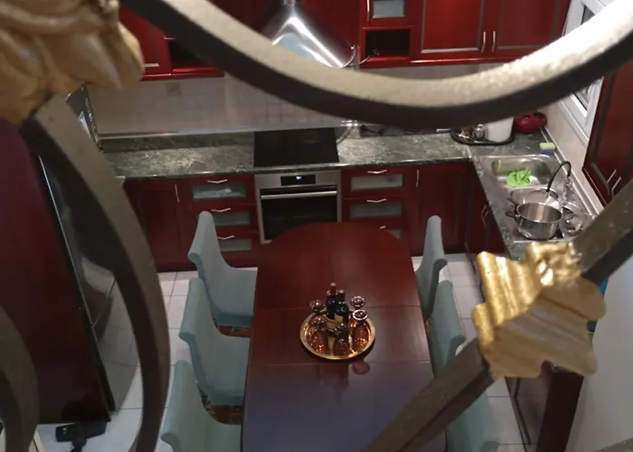 Three Goods Meteora *