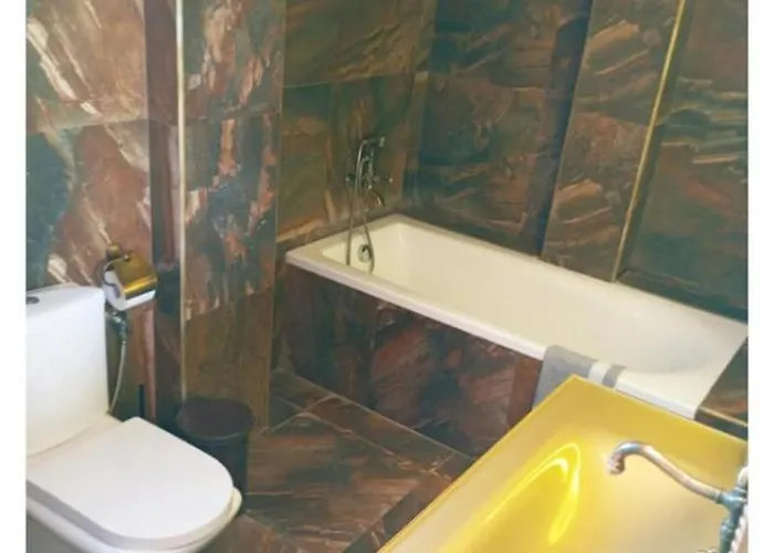 Three Goods Meteora * Tríkala