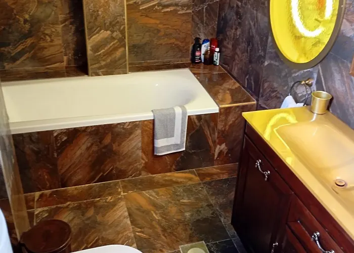 Three Goods Meteora * Tríkala