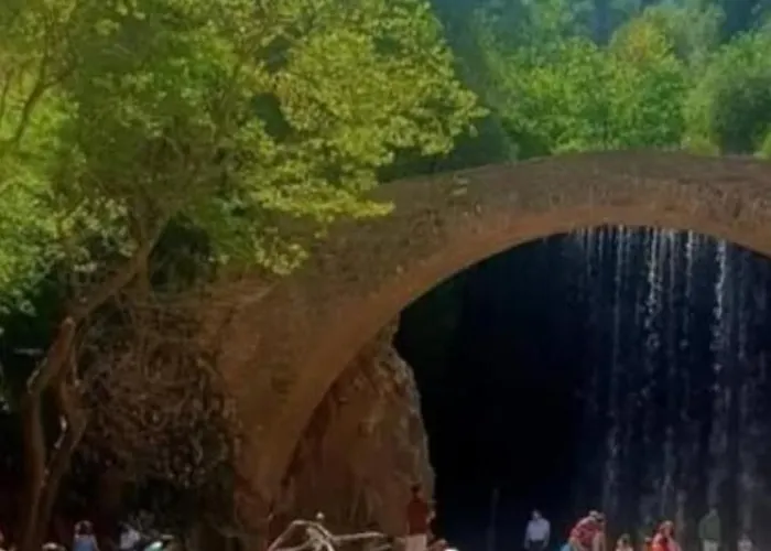 Three Goods Meteora * Tríkala